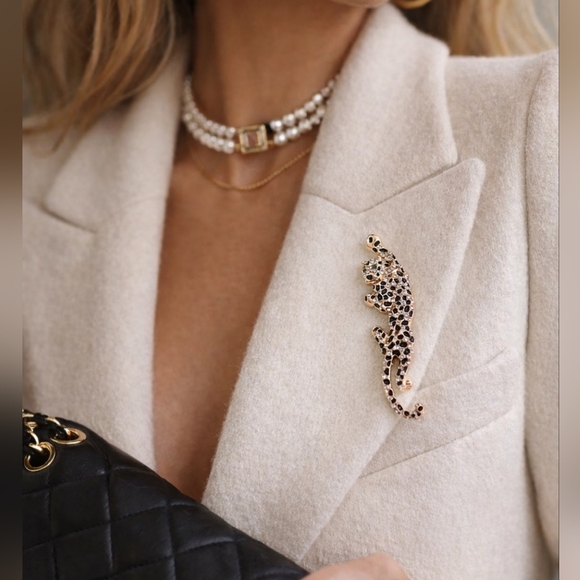 Oversized Leopard Panther Crystal Rhinestone Brooch Pin 4â Gold Tone Statement - Picture 7 of 7